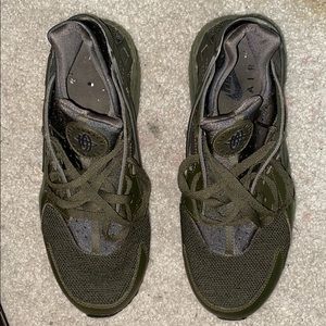 Nike Harache (Green Colorway)